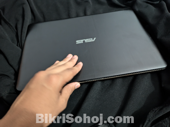 ASUS Laptop